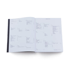 Lade das Bild in den Galerie-Viewer, Catwalk -de