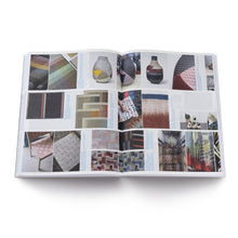 Lade das Bild in den Galerie-Viewer, Hella -de