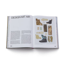 Lade das Bild in den Galerie-Viewer, Nike: Form Follows Motion -de