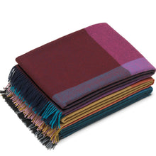 Load image into Gallery viewer, Colour Block Blanket - Vitra Design Museum Shop