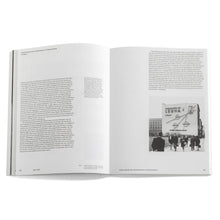 Lade das Bild in den Galerie-Viewer, Buch: Deutsches Design_DE