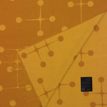 Lade das Bild in den Galerie-Viewer, Eames Wool Blanket - senf
