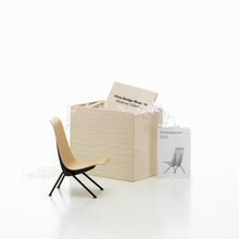 Lade das Bild in den Galerie-Viewer, Miniature Antony
