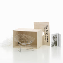 Lade das Bild in den Galerie-Viewer, Miniatur Diamond Chair