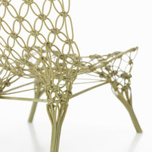 Lade das Bild in den Galerie-Viewer, Miniatur Knotted Chair - Vitra Design Museum Shop