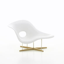 Load image into Gallery viewer, Miniatur La Chaise - Vitra Design Museum Shop
