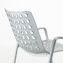 Lade das Bild in den Galerie-Viewer, Miniatur Landi Chair - Vitra Design Museum Shop