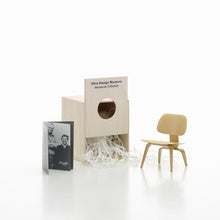 Load image into Gallery viewer, Miniatur LCW - Vitra Design Museum Shop
