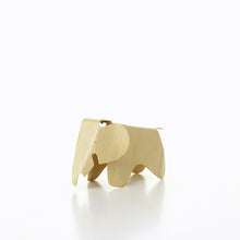Load image into Gallery viewer, Miniatur Plywood Elephant - Vitra Design Museum Shop
