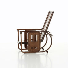 Lade das Bild in den Galerie-Viewer, Miniatur Sitzmaschine - Vitra Design Museum Shop