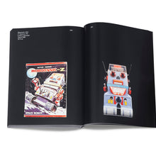 Lade das Bild in den Galerie-Viewer, ROBOTS 1:2 - Vitra Design Museum Shop