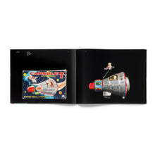 Lade das Bild in den Galerie-Viewer, Space Fantasies 1:1 R.F. Collection - Vitra Design Museum Shop