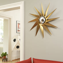 Lade das Bild in den Galerie-Viewer, Turbine Clock - Vitra Design Museum Shop