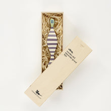 Lade das Bild in den Galerie-Viewer, Wooden Doll No 16 - Vitra Design Museum Shop