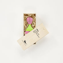 Lade das Bild in den Galerie-Viewer, Wooden Doll No 19 - Vitra Design Museum Shop