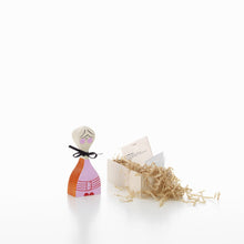 Lade das Bild in den Galerie-Viewer, Wooden Doll No 2 - Vitra Design Museum Shop