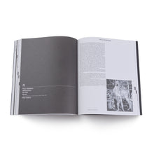 Lade das Bild in den Galerie-Viewer, Catwalk -de
