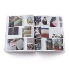 Lade das Bild in den Galerie-Viewer, Hella -en
