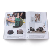 Lade das Bild in den Galerie-Viewer, Hella -en
