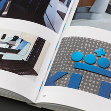 Lade das Bild in den Galerie-Viewer, Hella -*
