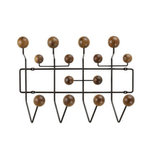 Lade das Bild in den Galerie-Viewer, Hang it all -walnut

