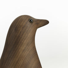 Lade das Bild in den Galerie-Viewer, Eames Bird -walnut
