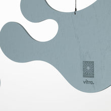 Lade das Bild in den Galerie-Viewer, Plywood Mobile Model C -eisgrau
