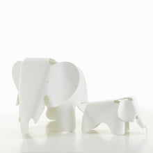 Lade das Bild in den Galerie-Viewer, Eames Elephant -weiss RE
