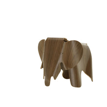 Lade das Bild in den Galerie-Viewer, Eames Elephant Plywood -walnut
