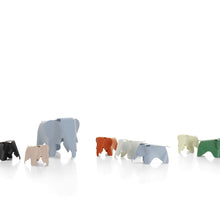 Lade das Bild in den Galerie-Viewer, Eames Elephant (small) RE -weiss
