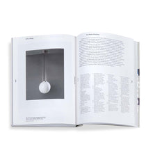 Lade das Bild in den Galerie-Viewer, Book: Bauhaus_EN

