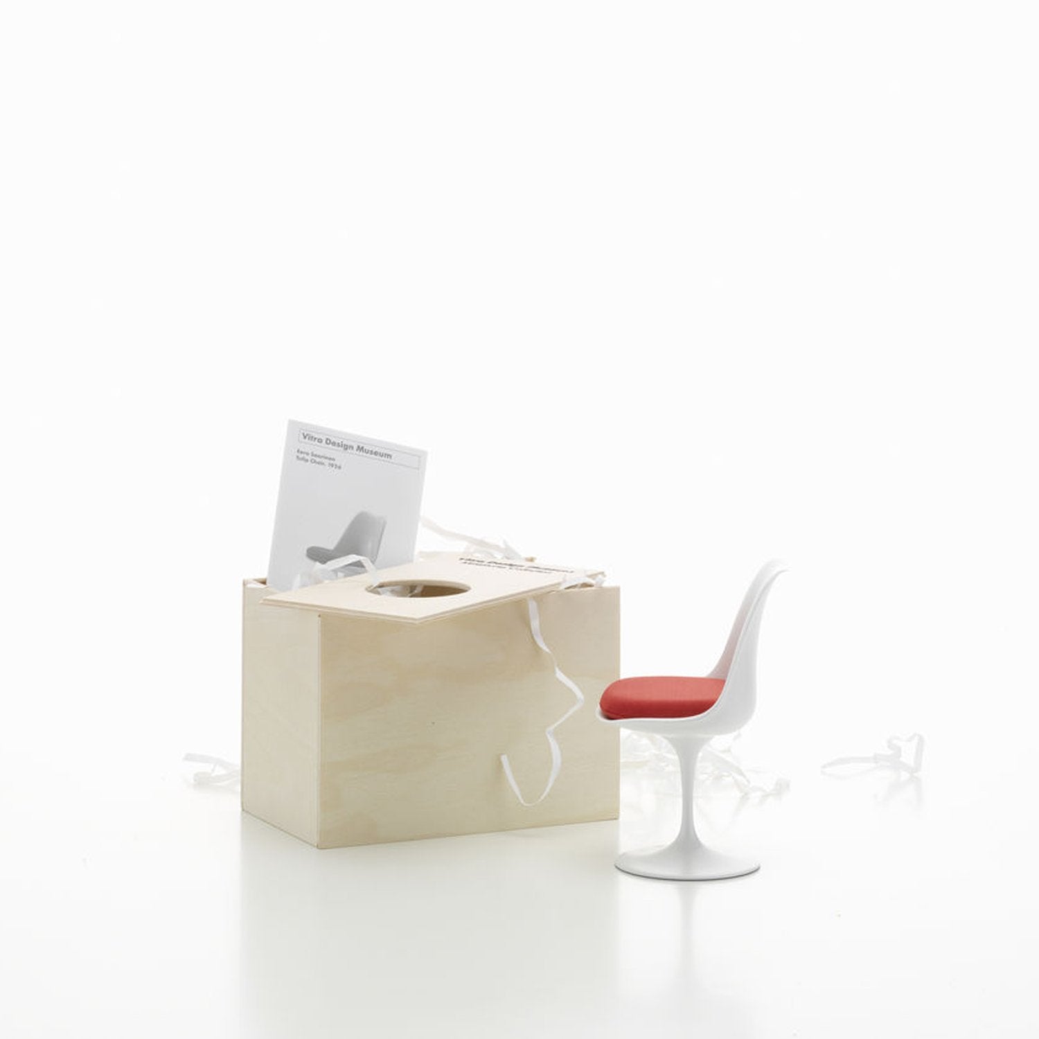 Miniature Tulip Chair – Vitra Design Museum Shop