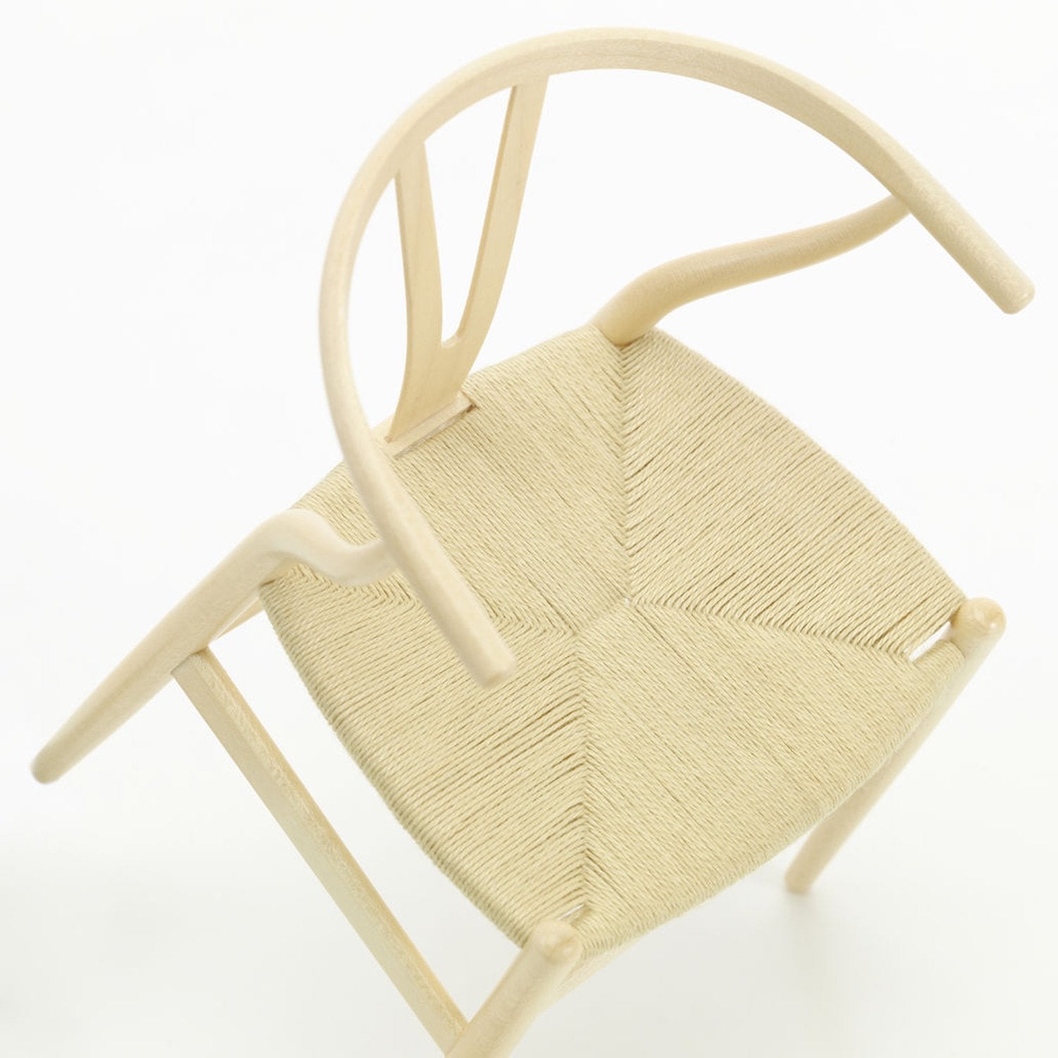 Vitra Design Museum CH24 Yチェア