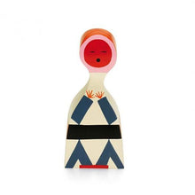 Lade das Bild in den Galerie-Viewer, Wooden Doll No 18 - Vitra Design Museum Shop
