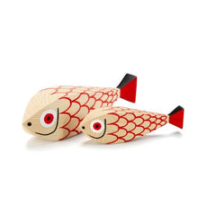 Load image into Gallery viewer, Wooden Dolls Mother Fish &amp; Child - Vitra Design Museum Shop
