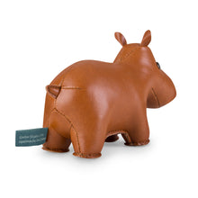 Load image into Gallery viewer, Züny Hippo Paperweight - Vitra Design Museum Shop
